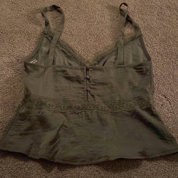 4/$10✨blouse tank top with lace - Picture 4 of 5